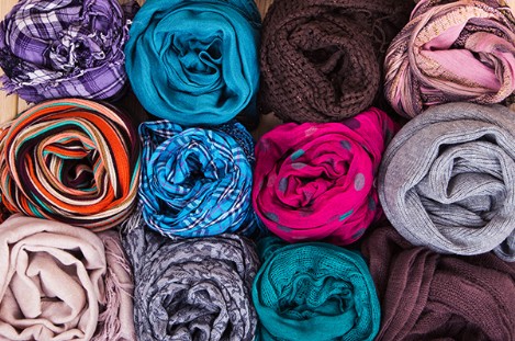 Narì | Sciarpe Narì Sciarpe e Accessori. Tessuti e colori, le ultime tendenze....